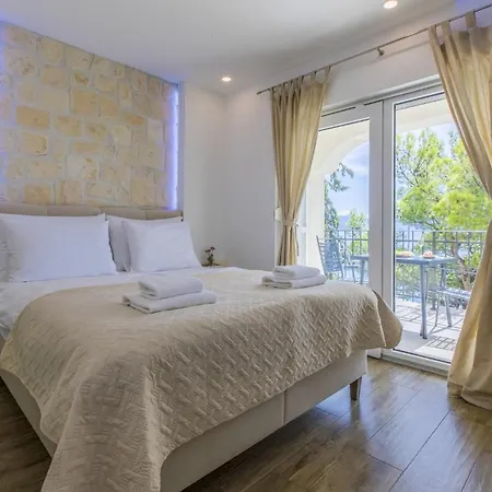 Apartment Palace Paulina B *