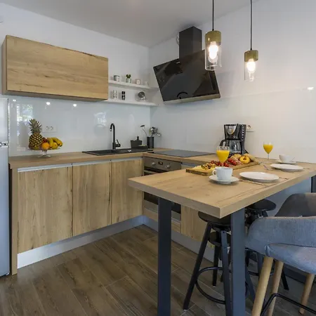 Palace Paulina B Apartment