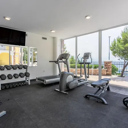 Palace Paulina B Novi Vinodolski