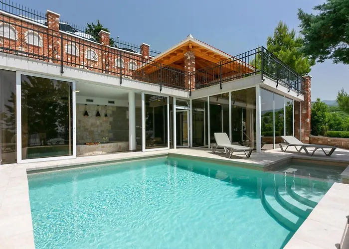 Palace Paulina B * Novi Vinodolski