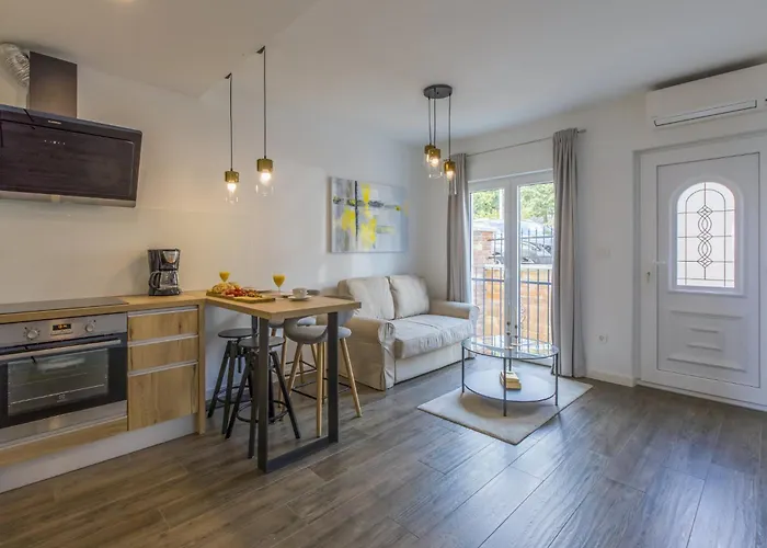 Lägenhet Palace Paulina B *