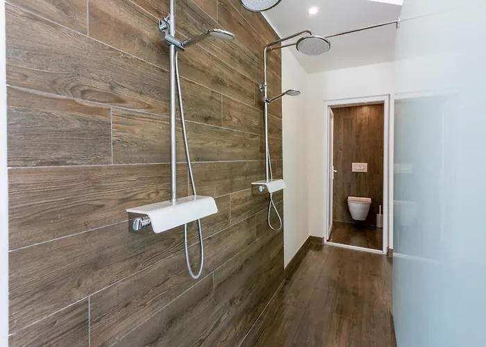 Palace Paulina B Novi Vinodolski